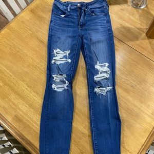 Gentle used American Eagle skinny jeans size 6